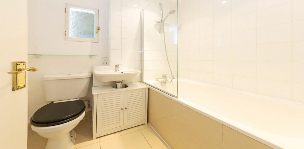 			NEW INSTRUCTION, 1 Bedroom, 1 bath, 1 reception Flat			 Shirland Road, MAIDA VALE